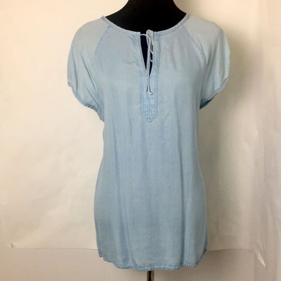Liz Claiborne light blue tunic top size large used in good condition - Picture 1 of 3
